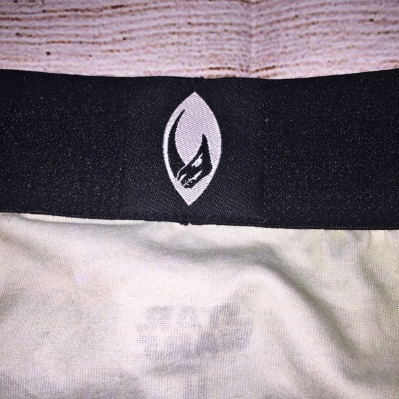 Stars Wars “The Mandalorian” Crazy Boxers Size M - Picture 5 of 5
